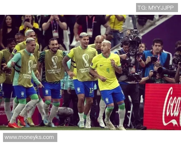 巴西与意大利足球明星的传奇故事与辉煌成就解析 巴西与意大利足球明星的传奇故事与辉煌成就解析