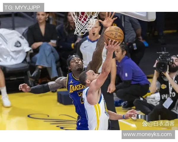 湖人对阵篮网精彩直播回顾及赛后分析2018年12月19日比赛亮点总结 湖人对阵篮网精彩直播回顾及赛后分析2018年12月19日比赛亮点总结